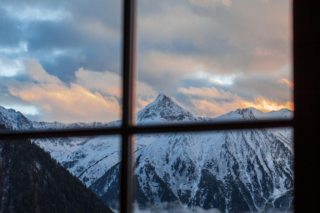 Berggasthof Hochzeigerhaus Jerzens Exteriör bild